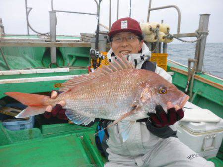 真祐丸 （しんゆうまる） 釣果