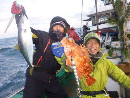 真祐丸 （しんゆうまる） 釣果