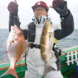 真祐丸 （しんゆうまる） 釣果