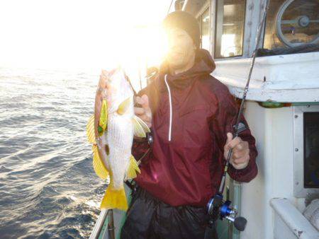 真祐丸 (しんゆうまる) 釣果