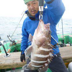 真祐丸 (しんゆうまる) 釣果