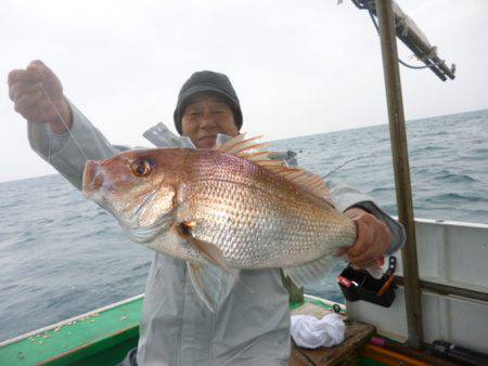 真祐丸 （しんゆうまる） 釣果