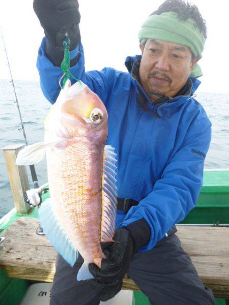 真祐丸 (しんゆうまる) 釣果