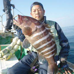 真祐丸 （しんゆうまる） 釣果