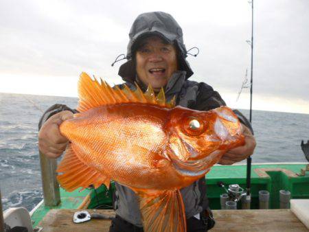 真祐丸 (しんゆうまる) 釣果