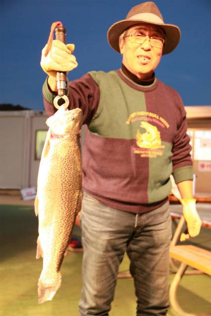 としまえんフィッシングエリア 釣果