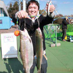 としまえんフィッシングエリア 釣果