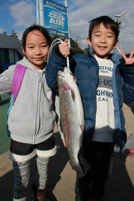 としまえんフィッシングエリア 釣果