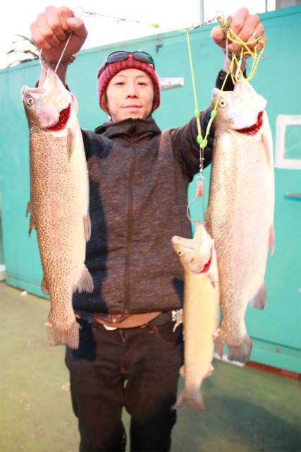 としまえんフィッシングエリア 釣果