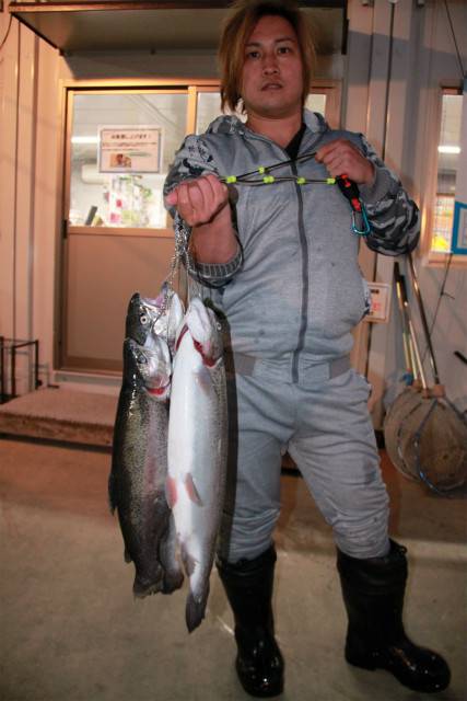 としまえんフィッシングエリア 釣果