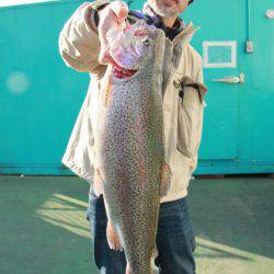 としまえんフィッシングエリア 釣果