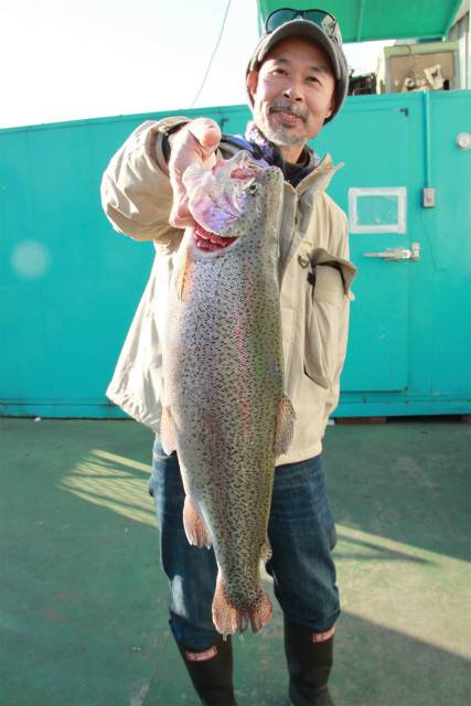 としまえんフィッシングエリア 釣果