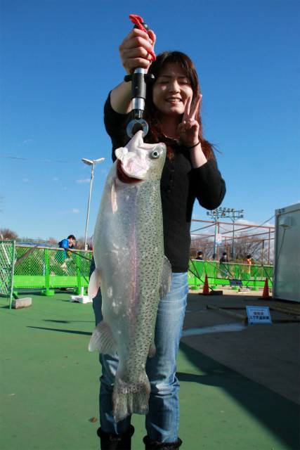 としまえんフィッシングエリア 釣果