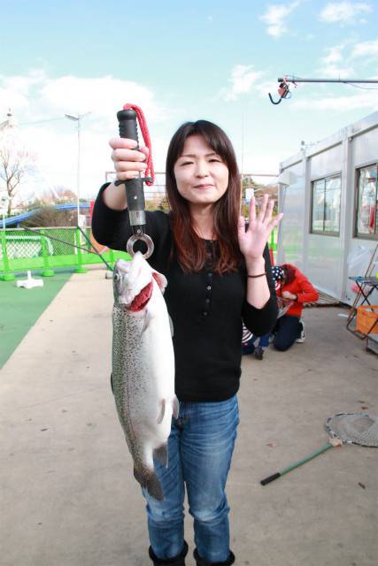 としまえんフィッシングエリア 釣果
