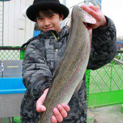 としまえんフィッシングエリア 釣果