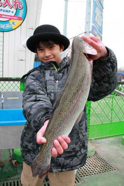 としまえんフィッシングエリア 釣果