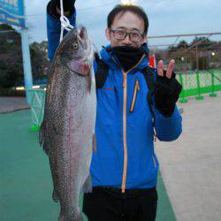 としまえんフィッシングエリア 釣果