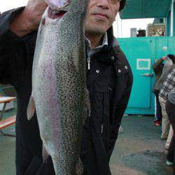 としまえんフィッシングエリア 釣果