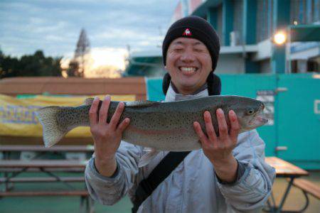 としまえんフィッシングエリア 釣果
