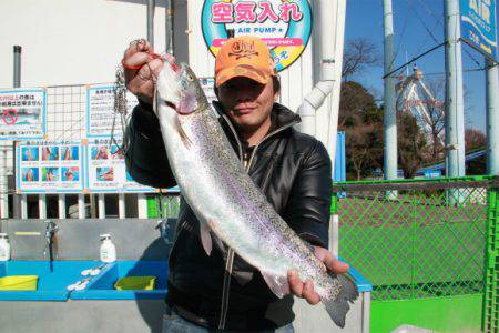 としまえんフィッシングエリア 釣果