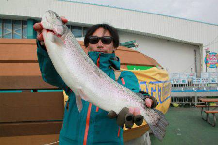 としまえんフィッシングエリア 釣果