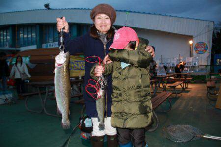 としまえんフィッシングエリア 釣果
