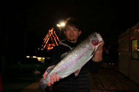 としまえんフィッシングエリア 釣果