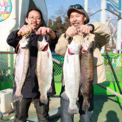 としまえんフィッシングエリア 釣果