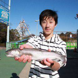 としまえんフィッシングエリア 釣果