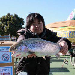 としまえんフィッシングエリア 釣果