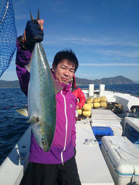 エンペラー 釣果