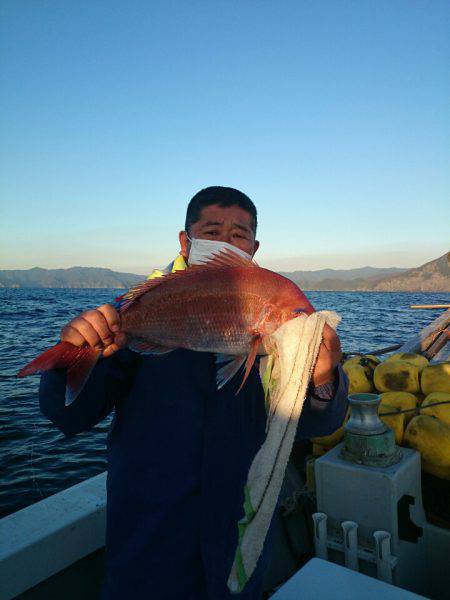 エンペラー 釣果