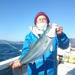 エンペラー 釣果