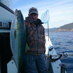 エンペラー 釣果