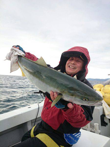 エンペラー 釣果