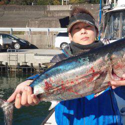 香織丸 釣果