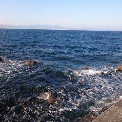 いつもの西大分港、赤灯台にて…