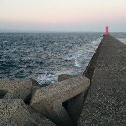 いつもの西大分港、赤灯台にて…