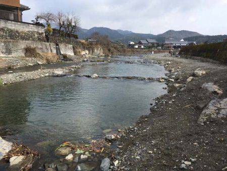 芥川マス釣り場でジャンボニジマス！