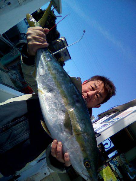 ファイヤードルフィン 釣果