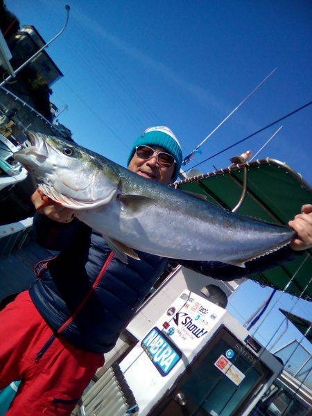 ファイヤードルフィン 釣果