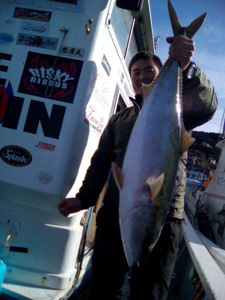 ファイヤードルフィン 釣果