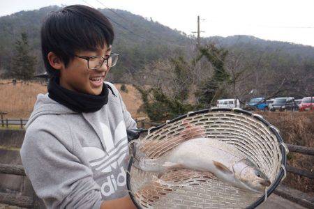 フィッシングレイクたかみや 釣果