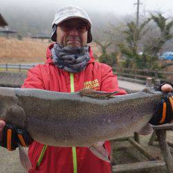 フィッシングレイクたかみや 釣果