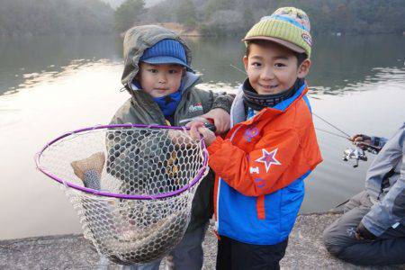 フィッシングレイクたかみや 釣果