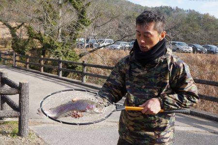 フィッシングレイクたかみや 釣果