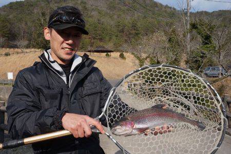 フィッシングレイクたかみや 釣果