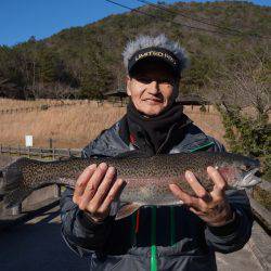 フィッシングレイクたかみや 釣果