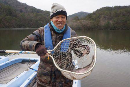 フィッシングレイクたかみや 釣果