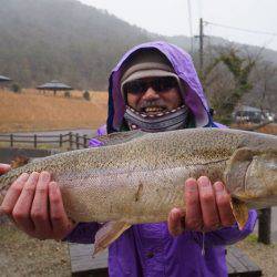フィッシングレイクたかみや 釣果